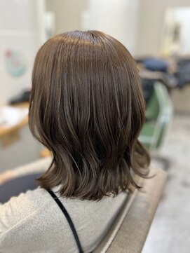 アルート 町田店(aroot) 明るめ外ハネボブ