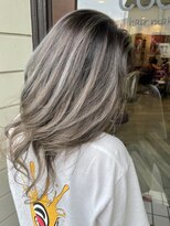 ヘア メイク ココ(hair make coco)&nbsp;コントラスト★ホワイトCOLOR