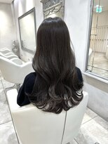 ザックラフィネ(ZACC raffine)&nbsp;グレーベージュ/黒髪スタイル/レイヤーロング