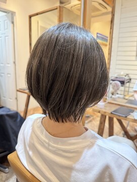 ヘアリゾート バルボア アイランド(hair resort Balboa Island) ショートボブ×グレイアッシュ