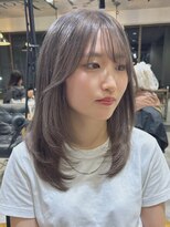 ツキ 横浜店(tuki)&nbsp;レイヤーカット×グレージュ