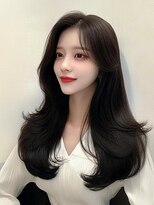 ロイオブジゼル(roi of GiseL)&nbsp;ロングレイヤー　くびれヘア　顔周りカット　韓国ヘア　モテ髪