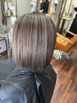 エヌフラップ(n-flap)&nbsp;白髪ぼかしハイライト