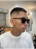 メンズカットフェードスキンフェードバーバーバズカットクロップ