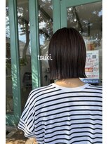 ツキ(tsuki.) 《 tsuki. 》肩上切りっぱなしbob × OWAY organiccolor