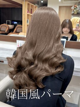 アミー 池袋(Ammy) パーマ/韓国風パーマ/コテ巻き風パーマ/レイヤーカット/池袋