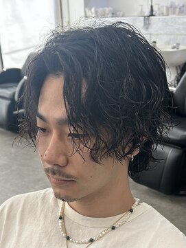 フィフス 原宿(fifth) 渋谷フェザーパーマツイストスパイラルパーマセンターパート