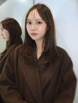 ヌーヴ(Nu:v)&nbsp;レイヤーカット/オリーブベージュ