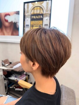 エモ(emo) ショート