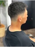 フェードカット ベリーショート 30代 ビジネスヘア 刈り上げ