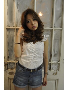 ナイン 麻布十番(NINE) セミロング