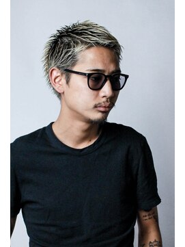 インアンドヤング(in&yang) ミルクティーブロンドハイトーンカラーオトナアクティブショート