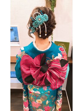 美容室 トワモワ 2020 成人式 振袖着付け、ヘアセット
