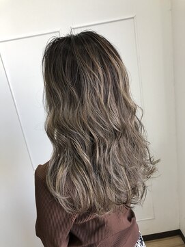リードヘアーバイバンプ(Lead Hair by vamp) ホワイトグレージュバレイヤージュ