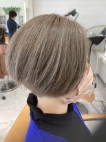 ウェル アアルト 海老名ビナウォーク店 丸みのある大人ショート