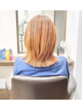 アルバ ヘアリゾート(ALBA) 【ALBAさわ】ミディアムウルフのグラデーションカラー