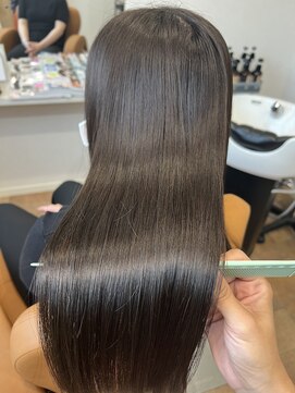 ユキイロ(yukiiro) 【yukiiro】プルスイルミナカラー＋高浸透ウルティア3stepTR