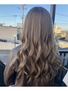 トゥエンティ(twenty) 王道ミルクティーカラー　~ミルクティーベージュ~