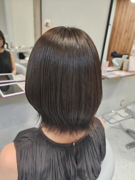 ハイレート ウニクス川越店(Hairate) [Sekiguchi] オリーブカラー/外ハネボブ☆