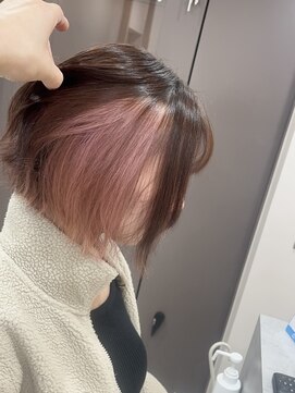 リグ 横浜(Lig.) ピンクインナーカラーピンクヘアーケアブリーチダブルカラー横浜