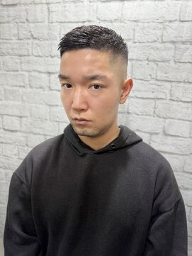 グレイスフル バーバープラチナム 六本木店(Graceful Barber platinum) ハイフェードかき上げバングショート
