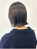 ミニボブ 切りっぱなし グレージュ 外ハネ 透明感カラー