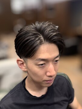 ザバーバー 日本橋高島屋SC(THE BARBER) ツーブロックパートスタイル バーバー/メンズカット