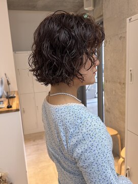 ラフ 新宿(Laff) 切りっぱなしボブ ボブパーマ ヘアアレンジ 髪質改善
