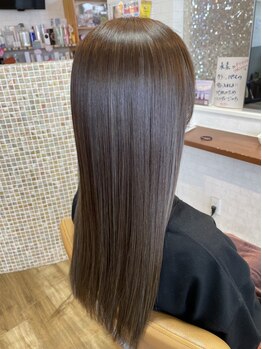 乾燥の季節にこそ試したい！うるツヤ髪が叶う厳選トリートメントをお得なクーポンで体験しませんか♪