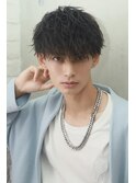 無造作に散るツイストスパイラル