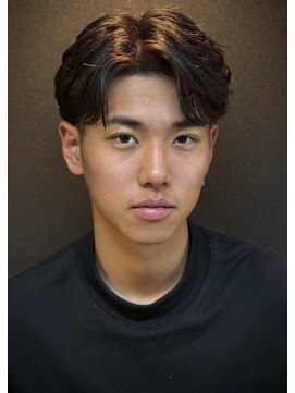 グロウ 博多店(growth) 博多メンズフェザーパーマ