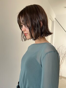 シアター(CIARTOR) 切りっぱなしボブ