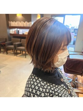 ジールドゥーエ(Zeal due) 前下がり外ハネBOB