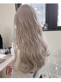 イメチェン/ホワイトブロンド/外ハネボブ/美髪/栄