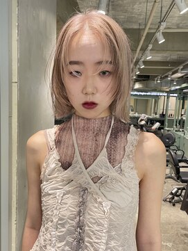 ロジ(loji) ボブ×ホワイトブロンド