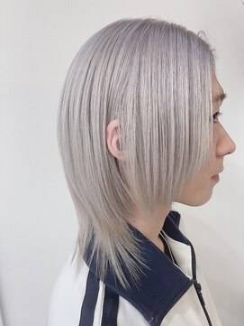 ダンクレスト(Daan Crest) 【ホワイトブロンド】×【フルブリーチ】