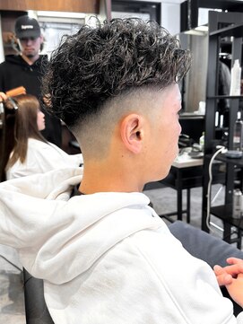 アイリーヘアデザイン(IRIE HAIR DESIGN) 【IRIE HAIR赤坂】スパイラルパーマスキンフェード