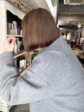 ヘアーデザイン シュシュ(hair design Chou Chou by Yone) ダブルカラー/ケアブリーチ/ベージュカラー