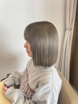 アムアム(amu_amu) 透明感抜群外国人風カラー★カット＋イルミナカラー＋うる艶TR