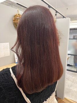 リジー(Litzy) ぱつっとロング/暖色カラー《木寺樹莉》