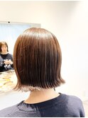 くびれボブ/外はねボブ/オン眉/シースルーバング/ベージュカラー