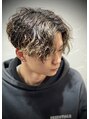HIRO GINZA BARBER SHOP 広島本店【ヒロギンザ バーバーショップ】【3/19 OPEN予定】 マッシュ、センターパート、パーマなど流行りのスタイル得意です