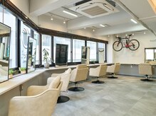 シシ 新宿(She 2.)の雰囲気（リニューアルオープン★[髪質改善トリートメント/駅近/新宿駅]）