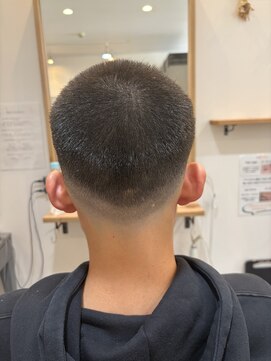 ライズ ヘア ブランド スウェル(RISE HAIR BRAND SWELL) メンズカット/メンズ/メンズカラー/メンズパーマ/江坂/江坂駅