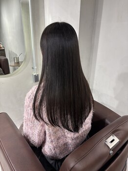 ビューティーリゾート アカヒゲ(Beauty Resort AKAHIGE)の写真/【駐車場完備】髪質改善トリートメントで髪の内部から補修！ダメージレスで毛先まで潤う艶美ヘアに♪