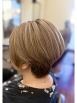 バンビ 本渡店(Bambi)&nbsp;フィヨーレカラー【ベージュ】