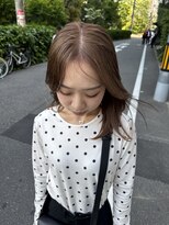 シイ(SIE)&nbsp;1回ブリーチミルクティーベージュ◎