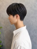 ヴィータ ヘア デザイン(Vita Hair Design) メンズビジネス 黒髪 流行 ワックスなし デコ出し モテ髪スーツ