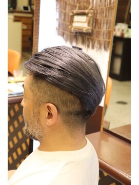 ミックスカール(Mixcurl) メンズツーブロック  アッシュグレー！