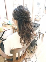 ロカット サロン(Roquat Salon)&nbsp;ふんわりハーフアップアレンジ【ヘアアレンジ　立川　卒業式袴】